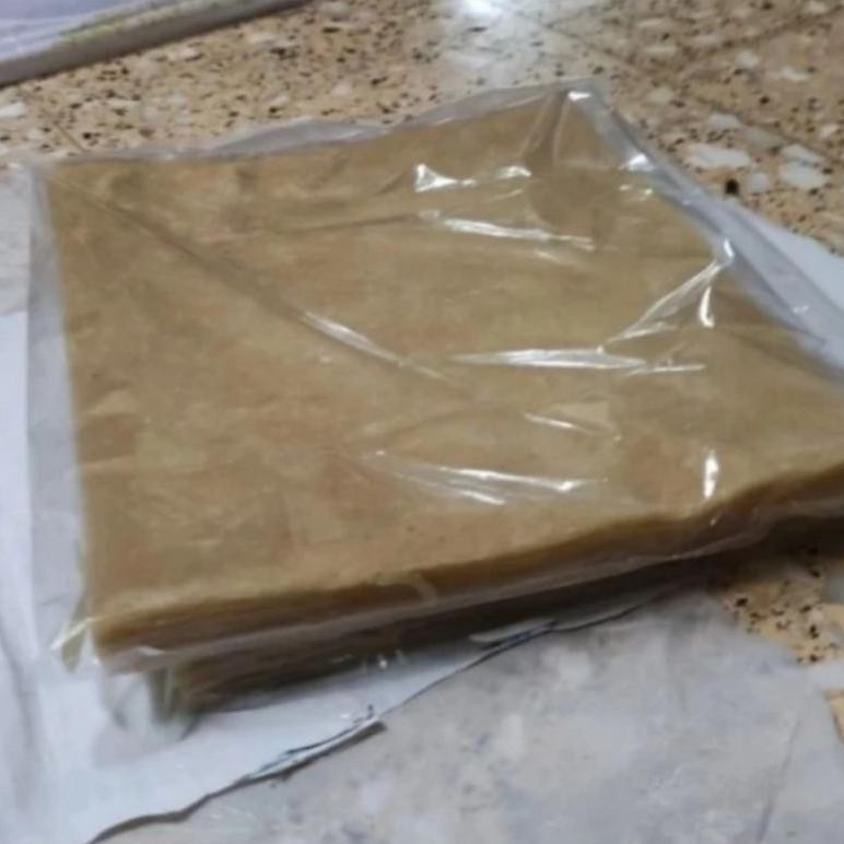 

Kulit Spring roll - martabak - lumpia 21cm x 21cm isi 25 lembar aSt