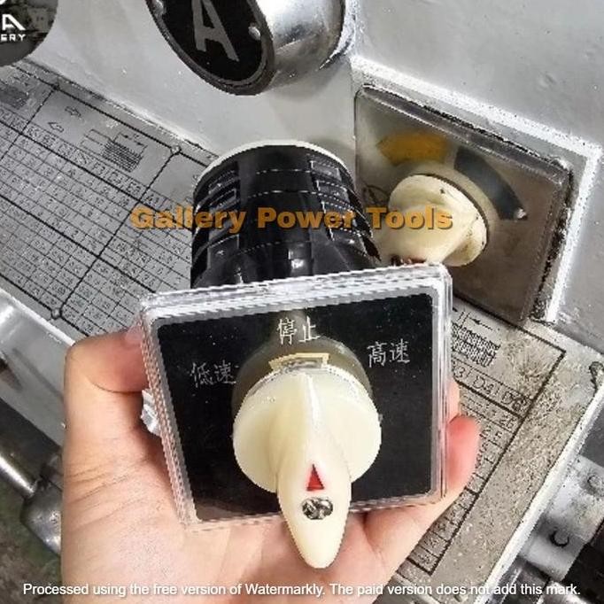 Selector Switch Mesin Milling / Saklar 16A 500Vac Lw5 D-16 5.5S/4 Harga Spesial