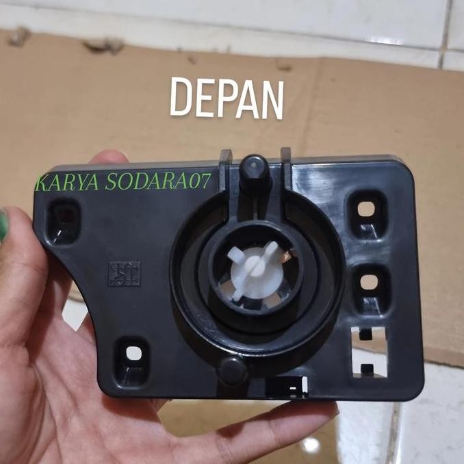 BRACKET PEMBUANGAN AIR MESIN CUCI POLYTRON 1Set TERBAIK