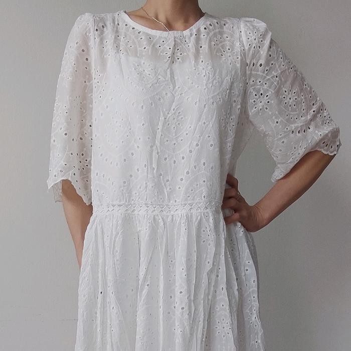 Dd 14017 Estonia Lace Maxi Dress Brokat Katun Bolong Putih Renda Ootd Kekinian Fashion Gaun Import P