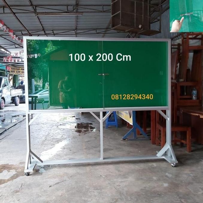 

Mading Stand Hijau 100 X 200