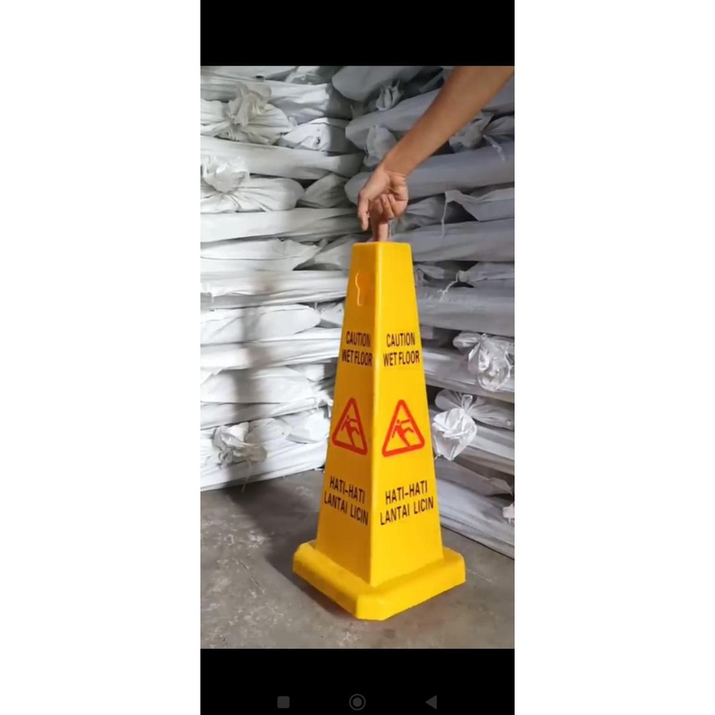 

Papan Peringatan Lantai Licin Kerucut