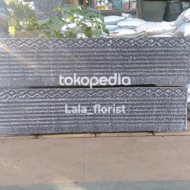 Lala Flst Pot Minimalis Panjang 1M Terbuat Dari Semen Lebar 25Cm Tinggi 25Cm Pot 100Cm X 25 X25