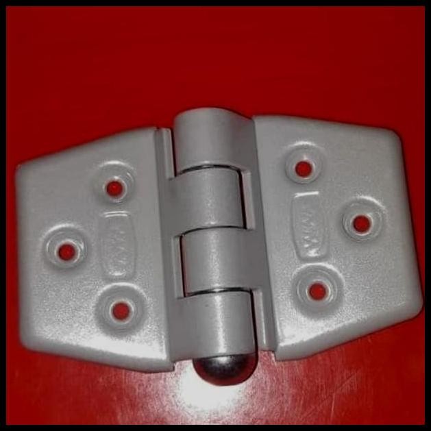 engsel tengah pintu garasi Wina