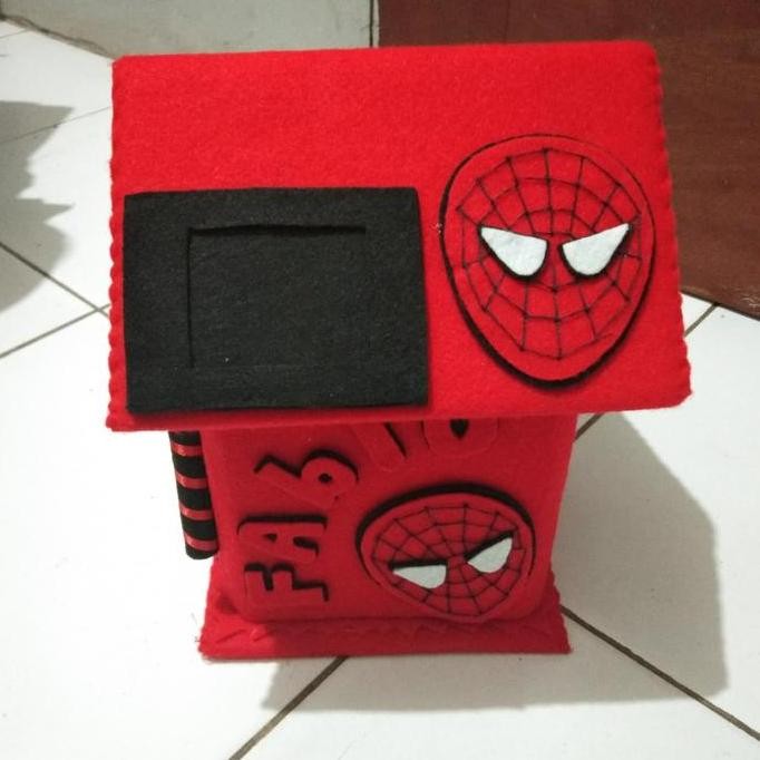 celengan rumah motif spiderman PS