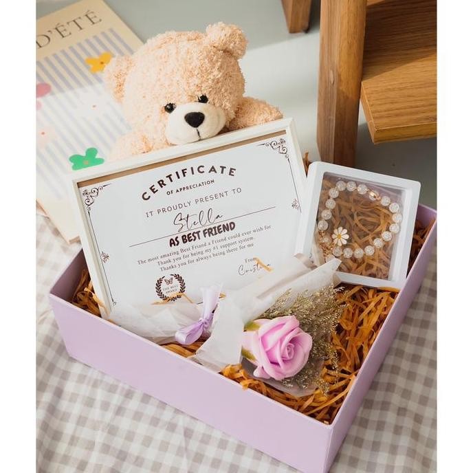 

Ready Gimje Hampers Ulang Tahun Kado Anniversary Gift Box Eksklusif