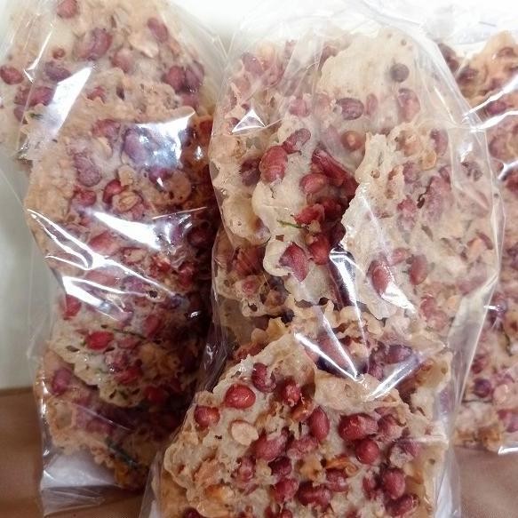 

GL Rempeyek peyek kacang tanah home made renyah gurih isi 12-14