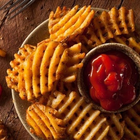 

Premium Seasoned Waffle Fries / Kentang Wafel Bumbu Terlaris
