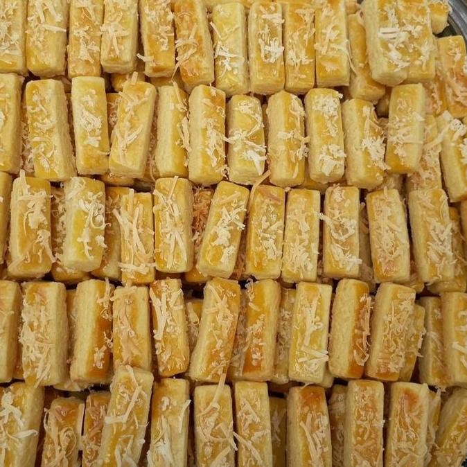 

Kastengel Homemade Keju Kering Premium Kue Lebaran Stok Terbatas