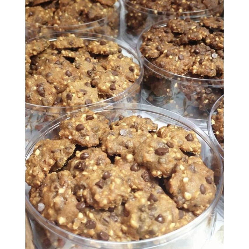 

Choconut Cookies DapoerJGC - Kukis Cokelat Kacang Crunchy Stok Terbatas