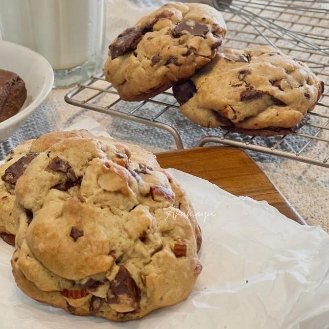 

Levain Bakery Gluten Free Chocochips Cookies Premium Stok Terbatas