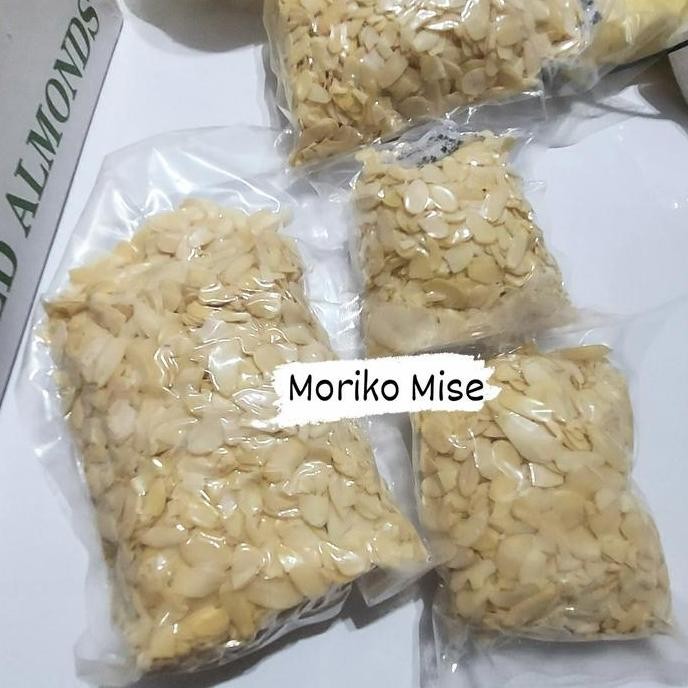 

Kacang Almond Mentah 1 Kg Grade A / Almond Sliced Raw 500 Gr Olam - Merk Almonesia Pasti Ori