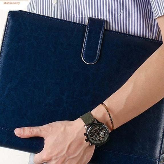 

Binder Organizer Kulit Ukuran A4 Bonus Kalkulator Papan Berjalan