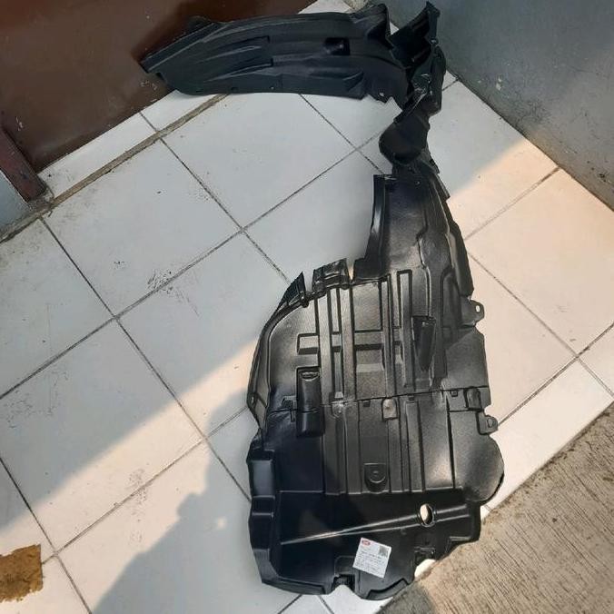 Liner Fender Veloz 2016 2017 2018 2019 2020