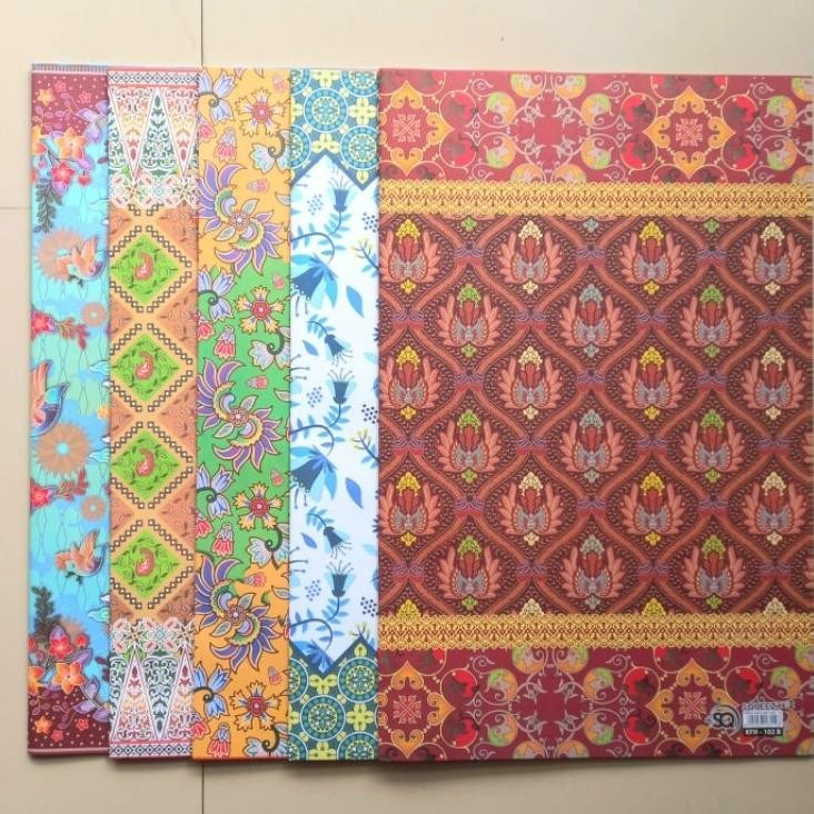 

Kertas Kado Pembungkus Kado Squeezy Batik Pak 50 Lbr