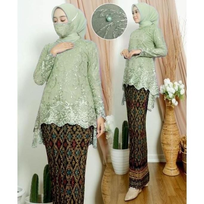 Setelan Kebaya Modern Blouse Tille Bordir Azkia Sage Rok Plisket Batik