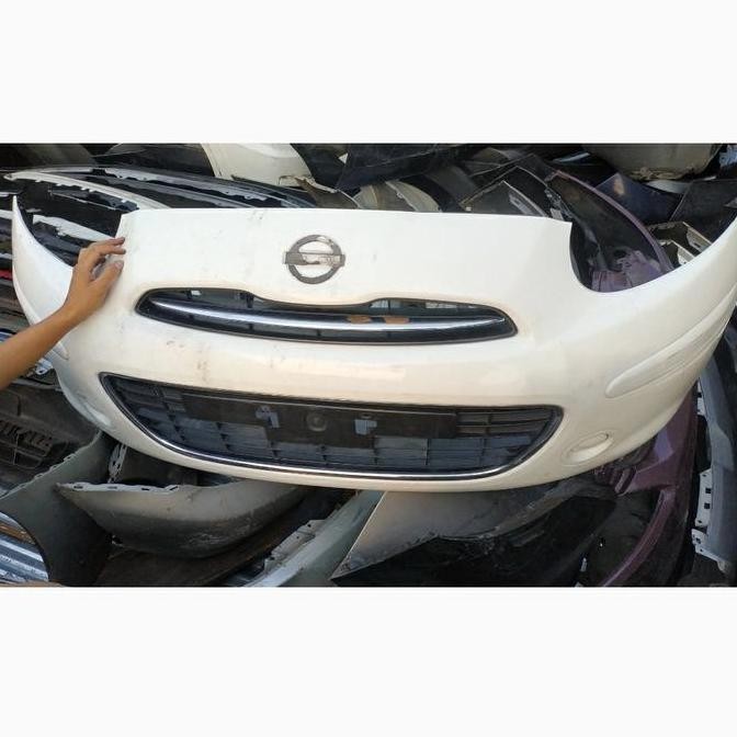 Bemper Bumper Depan Nissan March Komplit