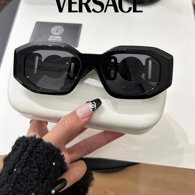 Kacamata Hitam Versace Sunglasses Medusa Bgie Ve4361 Bla Wanita