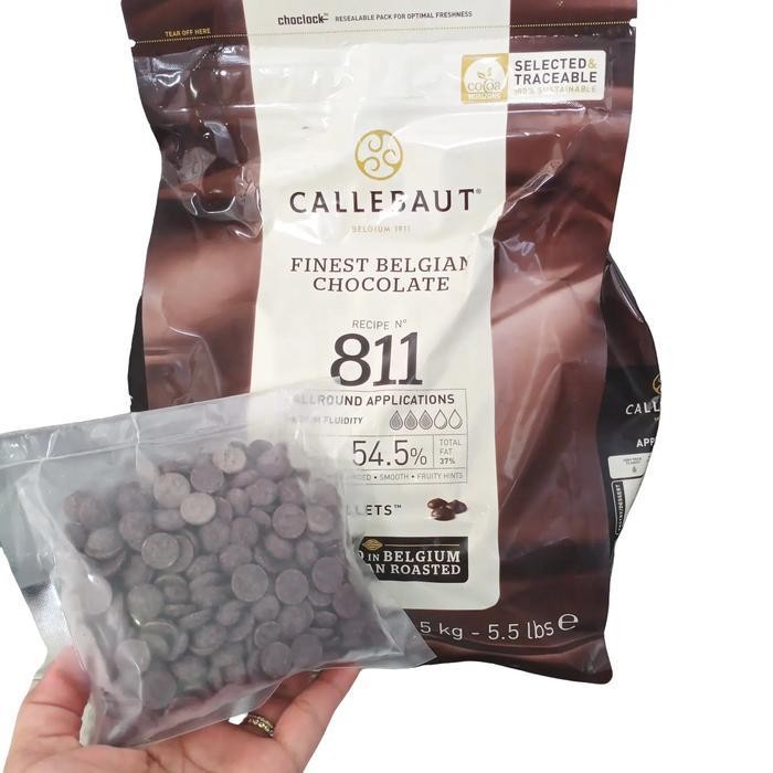 

Callebaut Cokelat Callebaut 811 Choco Cip 54.5% Dark Chocolate 200 Gram Repack Kemasan 70 Persen Terbaru Best Quality 100% Original