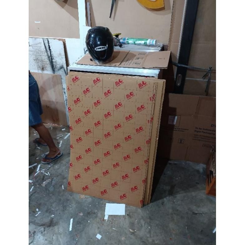 Akrilik Lembaran 3Mm 120X80 Cm