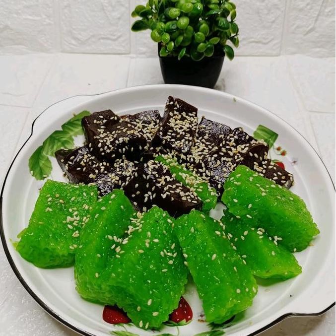 

Mix Jenang Hitam-Wajik Hijau pandan