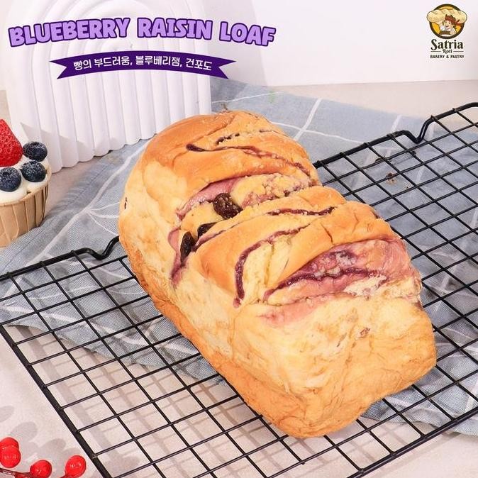 

[SATRIA ROTI] Blueberry Raisin Loaf Bread Roti Jumbo Cemilan Viral