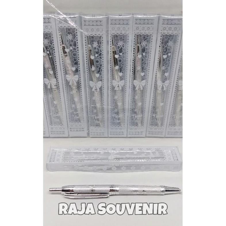 

ISI 50 SOUVENIR PULPEN PERAK KEMAS MIKA SOUVENIR PULPEN MURAH PULPEN SILVER MURAH DiM