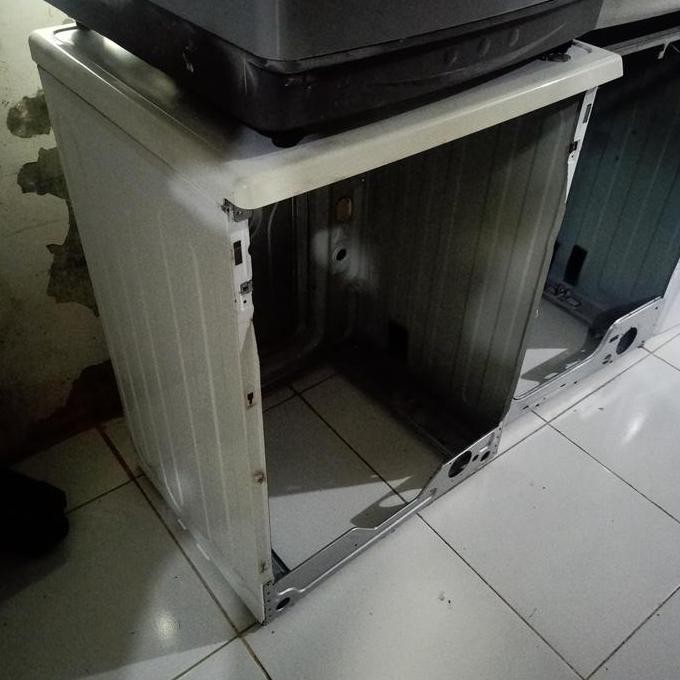 <<<<<] Body belakang mesin cuci samsung  wf 0702 nce