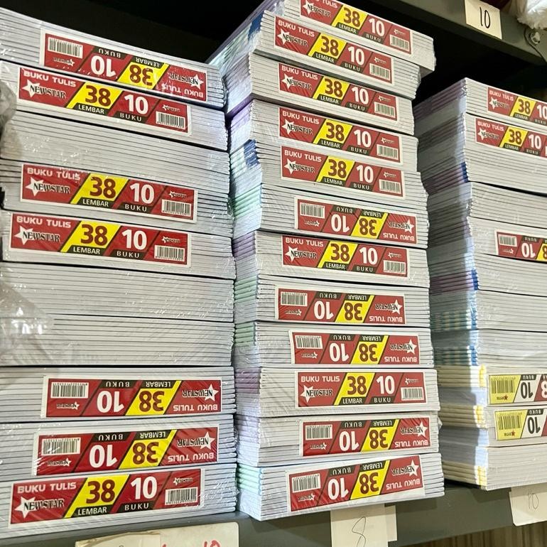 

CTShopID BUKU TULIS Kuromi Sanrio CINAMONROLL 38 Lembar NEWSTAR Buku Tulis Anak Sekolah 1 Pak Isi 10 PCS BUKU