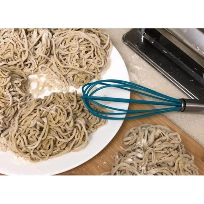 

Mie Karet Basah 1 Kg Untuk 12 Porsi | Mie Kari | Mie Karet Jakarta Ayam Kampung | Mie Mentah Karet (Bakmie Ayam) 1 Kg 12 Porsi / 12 Mangkok Halal Tanpa Air Abu Tanpa Pengawet