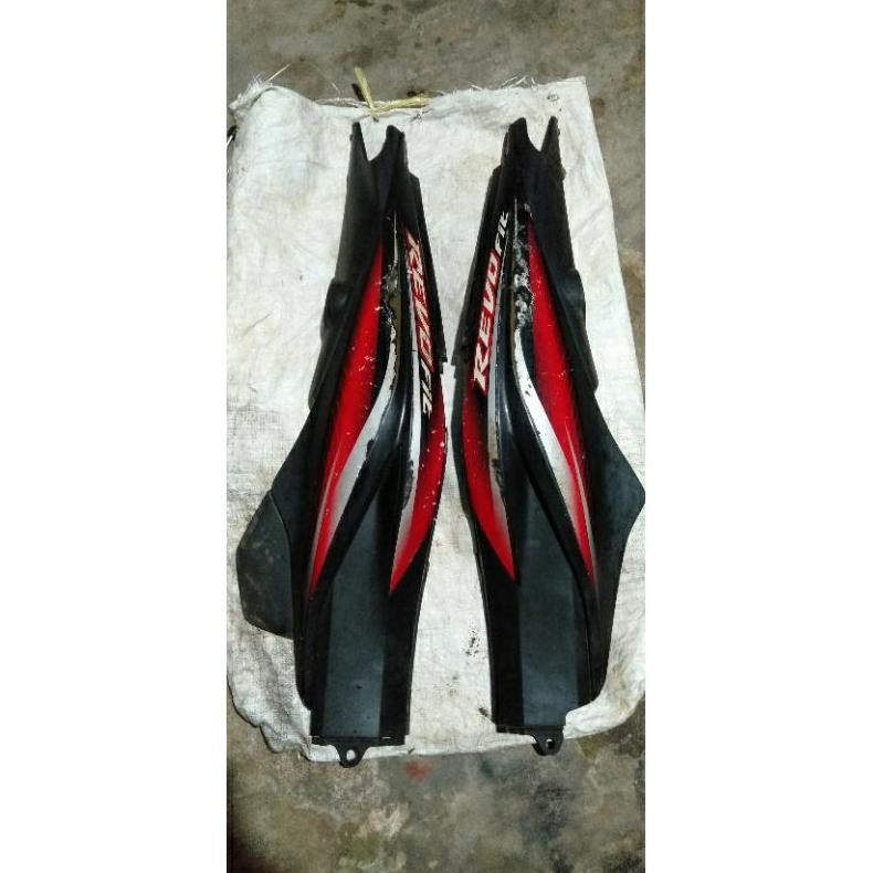 Body Belakang Revo Fit Karbu