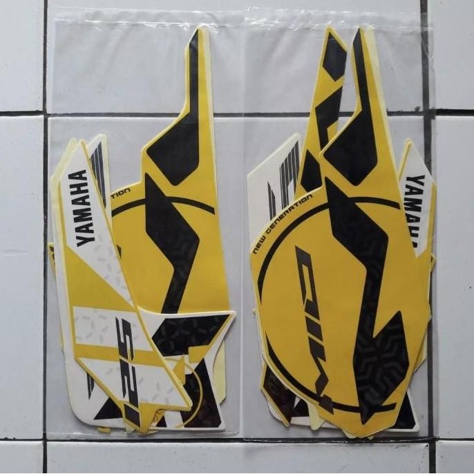 Stiker Striping List Body Full Set Motor Yamaha Mio M3 125 2015 Kuning