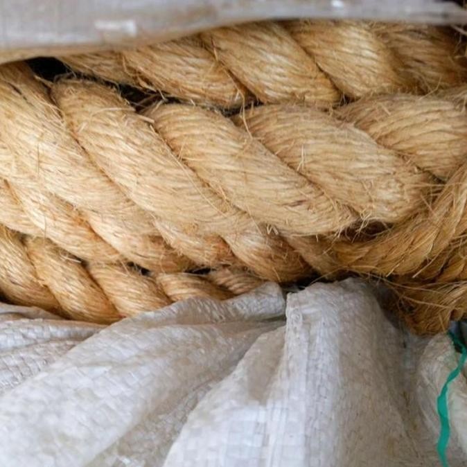 

Tali Tambang besar 50mm tali tambang manila hrg per meter