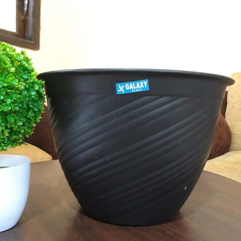 Pot Tawon 30 Guci Putih/ Pot Tulip 30/ Pot Motif Ulir 30 Cm Harga Grosir Murah Se Indonesia Stok