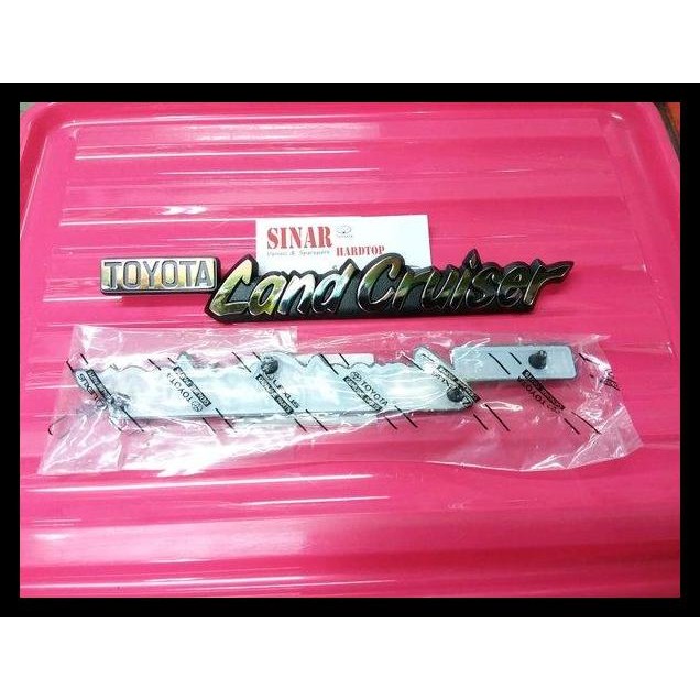 TERBARU EMBLEM LANDCRUISER HARDTOP 