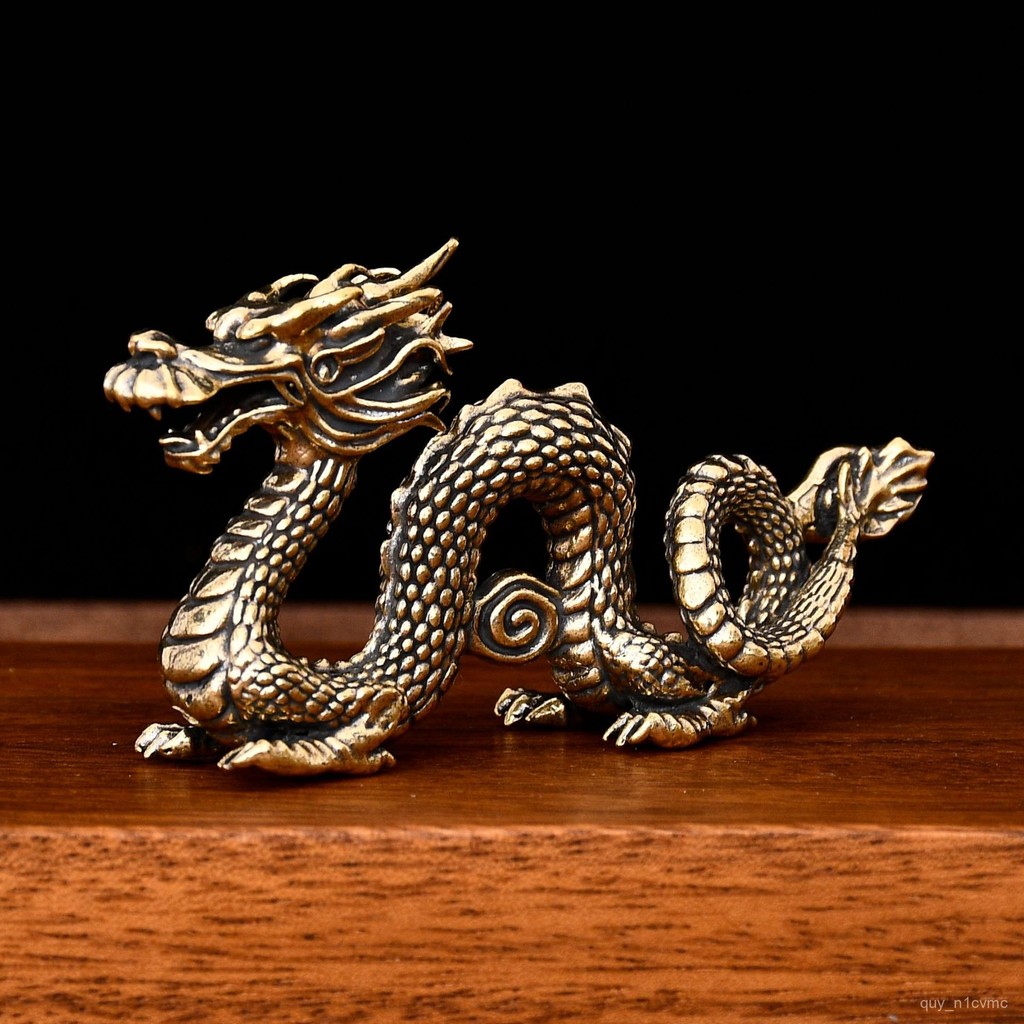 Ornamen Naga Pola Awan Kuningan Naga Zodiak Naga Terbang Tahun Meja Teh Hewan Peliharaan Desktop Per