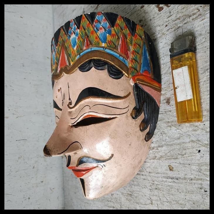 DISKON PAJANGAN TOPENG KAYU LAWAS WARNA PINK MUDA