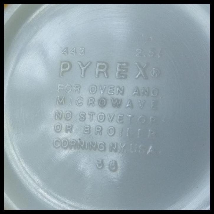BEST DEAL VINTAGE MANGKOK ADONAN PYREX USA 