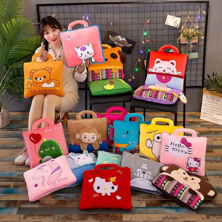 PROMO MINGGUAN HM Bantal Selimut Anak Dewasa Karakter Set 2 In 1 Selimut Tas Multifungsi Kamar Tidur