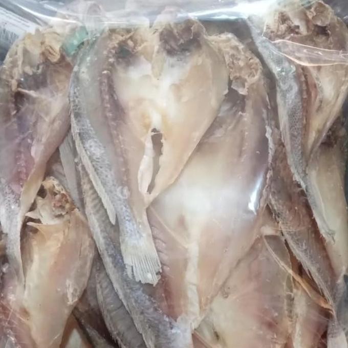 

Ikan Asin Tiga Waja 200gram GRATIS terasi khas Cirebon