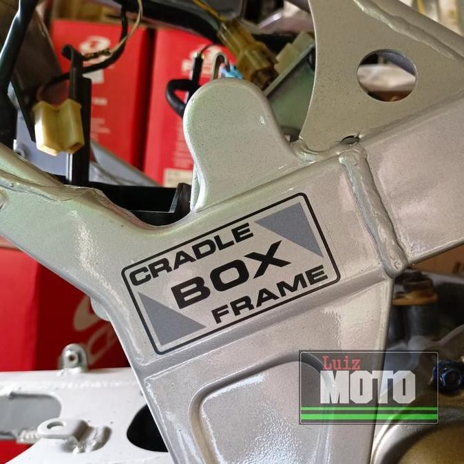 STIKER CRADLE BOX DETAILING NINJA 150 KISS SERIES DEKORASI MOTOR