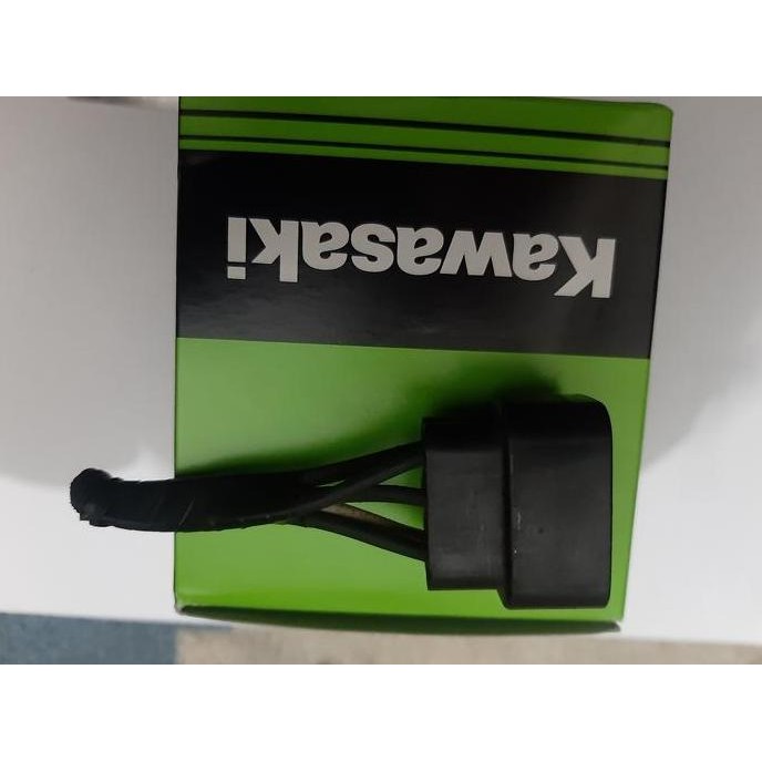 SOKET KIPROK 6 PIN KAWASAKI NINJA 250 FI Z250 FI - SOCKET REGULATOR