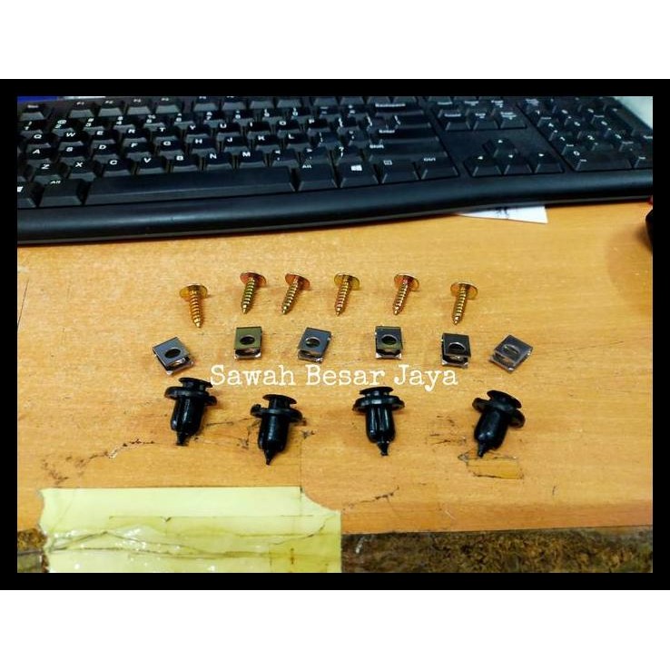 DISKON BAUT CLIP KLIP KANCING PLASTIK COVER ENGINE DECK DEK BAWAH MESIN TENGAH HONDA BRIO MOBILIO JA