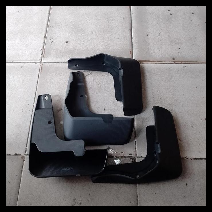 BEST DEAL MUD GUARD KARPET LUMPUR RUSH 2015-2017