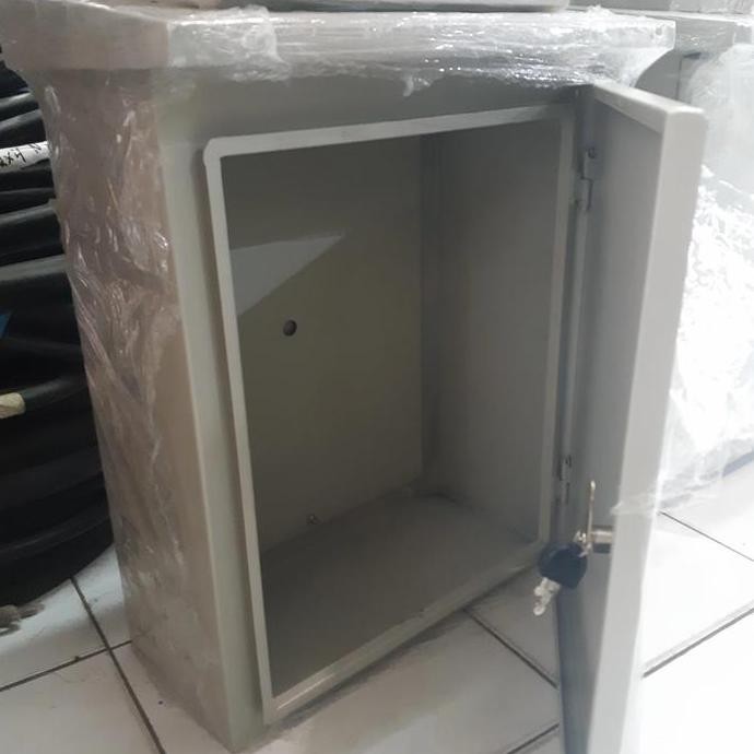 Box Panel Outdoor 40x50x20 - Box panel topi 50x40x20 murah