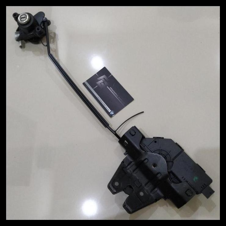 TERBARU ORIGINAL BMW E46 E60 E90 CYLINDER KEY BAGASI + KUNCIAN BAGASI 8196401 