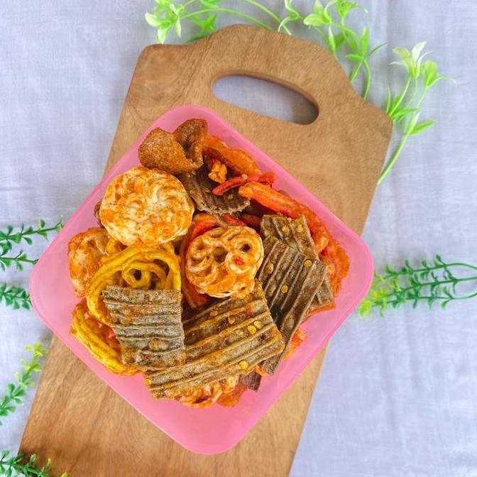 

Seblak Campur 250Gram Seblak Mix [Seblak Beton - Seblak Jengkol Asbes - Seblak Sisir - Seblak Kerupuk Rafael] Pedas Renyah Jago Ngemil Food Snack Makanan Cemilan Keripik