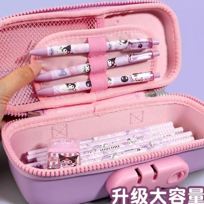 

Kotak Pensil 3D Sanrio Kunci / Tempat Pensil Cinnamoroll Ori Kuromi