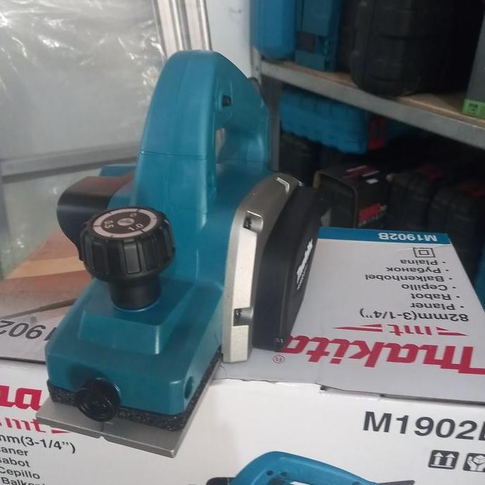 Mesin Serut Kayu/Plener Maktec Mt192