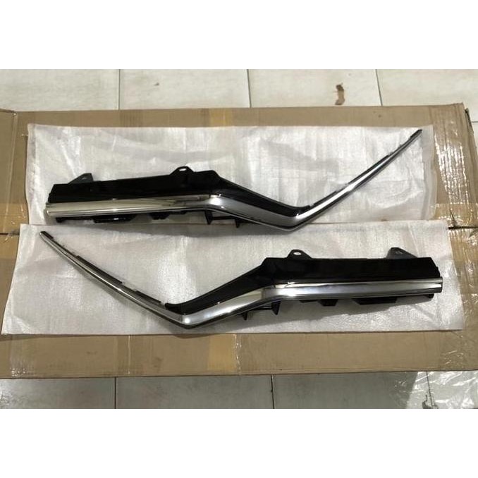 List Chrome Grill garnish CRV RW turbo gen5 facelift 2021 - 2022